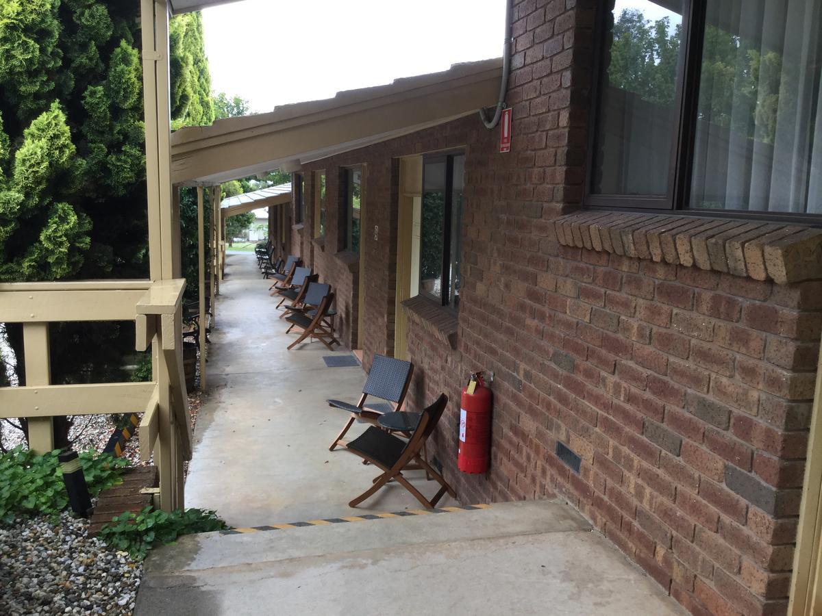Bogong Moth Motel Mount Beauty Exterior foto